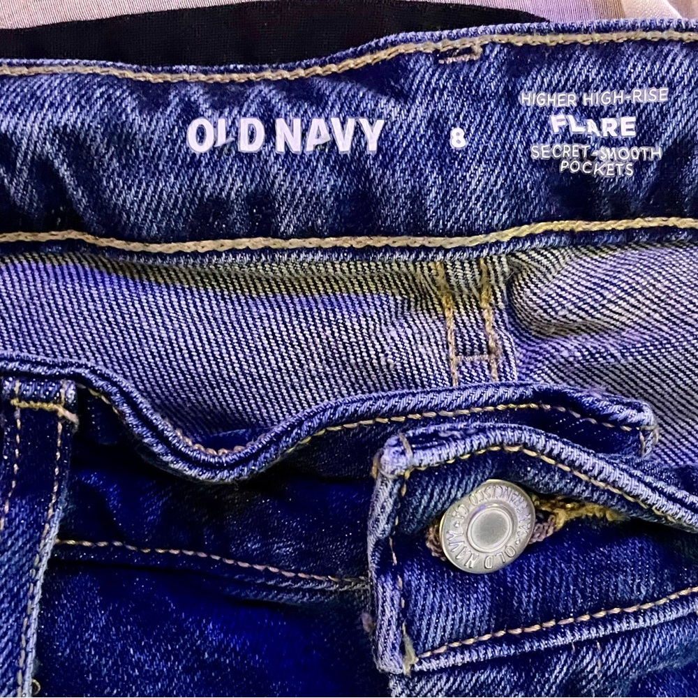 Women's Old Navy High-rise Flare Jeans 8 - Picture 4 of 5